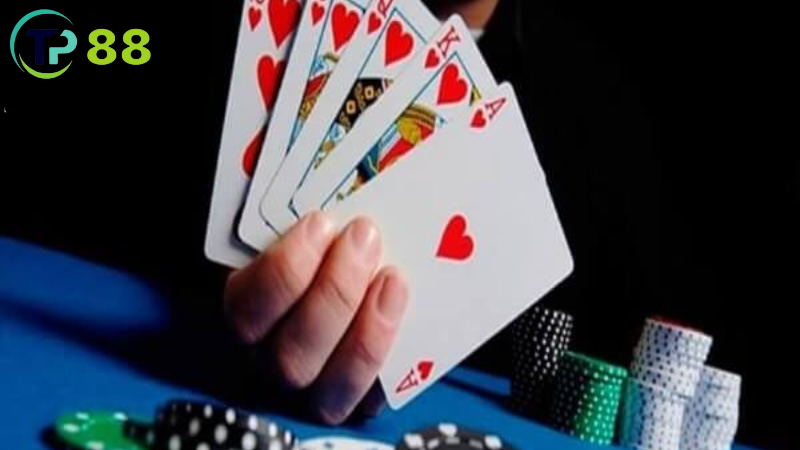 Hack sâm lốc: Sự thật, thủ thuật và nguy cơ bị phát hiện 2 Hack sâm lốc: mất tài khoản, bị phạt nặng.