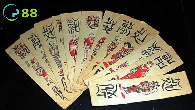 Cách Chơi Bài Tổ Tôm Dễ Hiểu Nhất Cho Người Mới Từ A Đến Z 1 Tổ tôm: ba mươi lá, chữ Hán cổ.