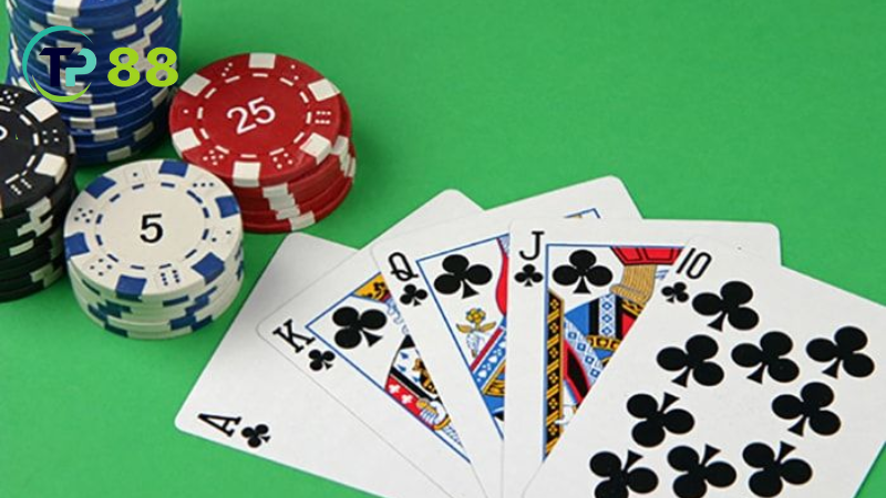 Mẹo Chơi Xì Tố Là Gì? Bí Quyết Chiến Thắng Dành Cho Người Mới 2 Xì tố: bài yếu, đối thủ khó đoán.